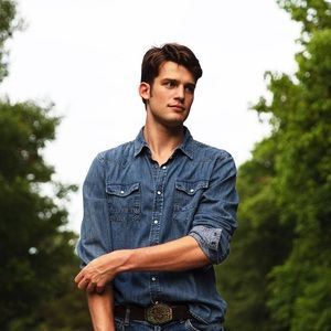 Meet your Posher, Julian